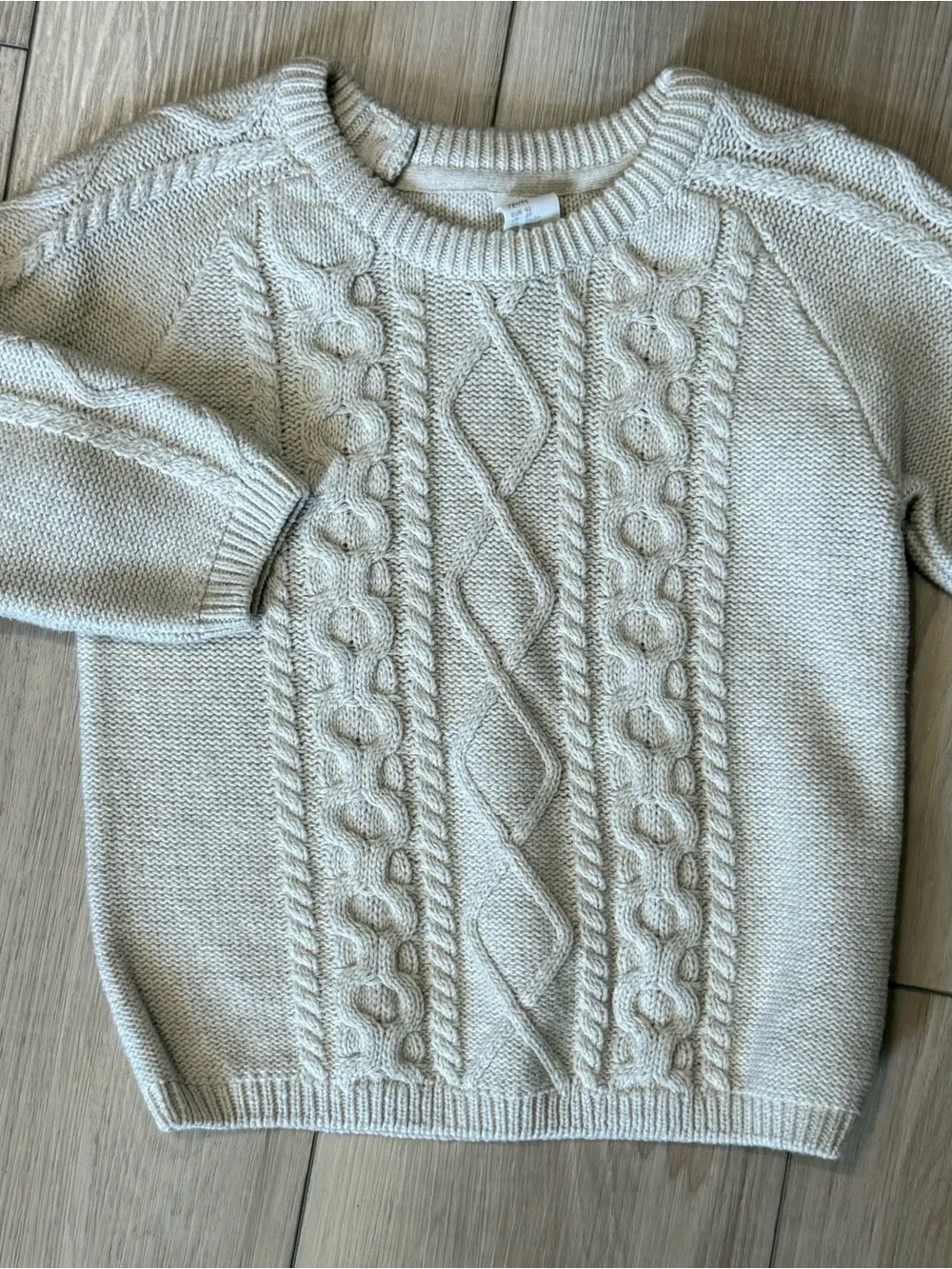 Toddler Girl • Neutral bundle • size 2T / 24 mo.
